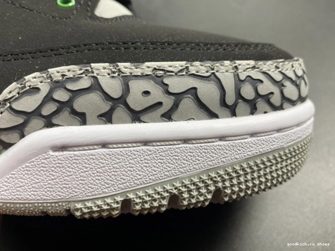CT8532-030 Green Pine 3 Jordan Air 0813
